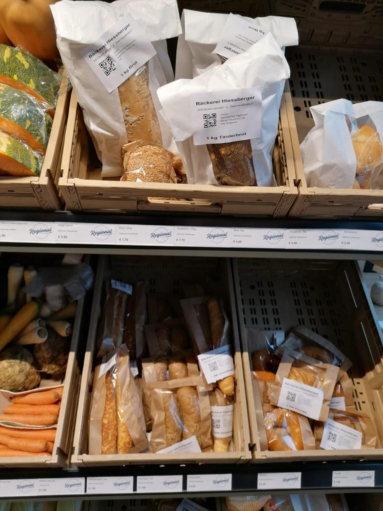 Täglich frisches Brot & Gebäck bei KasltGreisslerin Katrin Schöggl